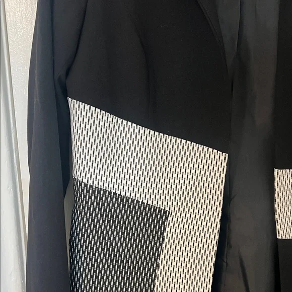 Calvin Klein Women's Black and White Long Blazer / Coat - Picture 4 of 12